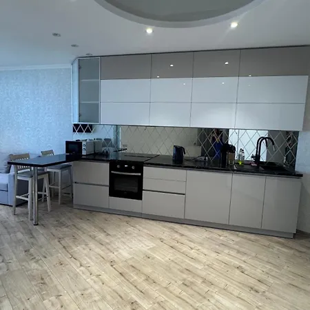Pearl 44, Kamanina Apartman *